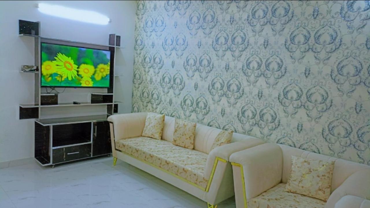 Bed & Breakfast Islamabad 호텔 외부 사진