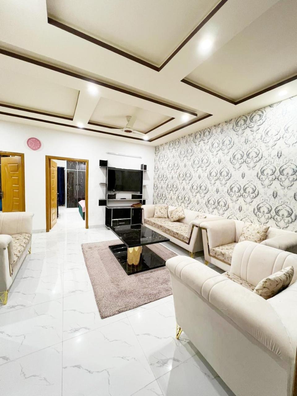 Bed & Breakfast Islamabad 호텔 외부 사진